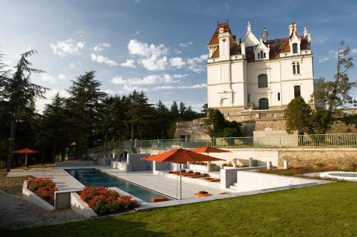 Plage d'Argeles Bed & Breakfast | Beautiful B&B Château Valmy with Pool & Oceanfront Views