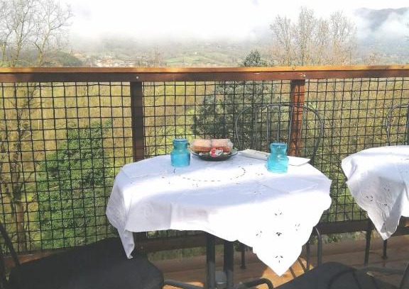 Contigliano Bed & Breakfast | Pet-Friendly B&B Colle di Terria with Hot Tub & Restaurant