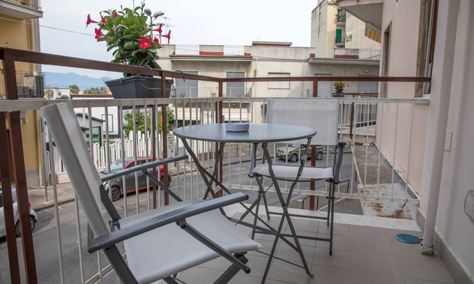 Pompei Bed & Breakfast | Eco-Friendly B&B Colore Verace: Guest Rated 9.8/10