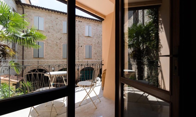Longiano House | Eco-Friendly B&B Corte dei Turchi with Ocean Views