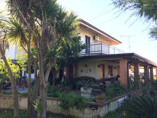 Pontecagnano Faiano Bed & Breakfast | Pet-Friendly B&B da Cinzia: Ideal for Families and Friends