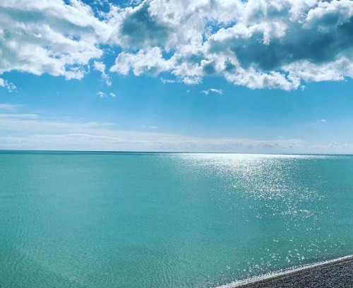 Mattinata Bed & Breakfast | Beachfront B&B Dalla Nonna with Hot Tub & Ocean Views