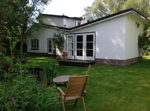 Den Burg House | Oceanfront B&B de Ark: Guest Rated 8.9 with Pool & Spa