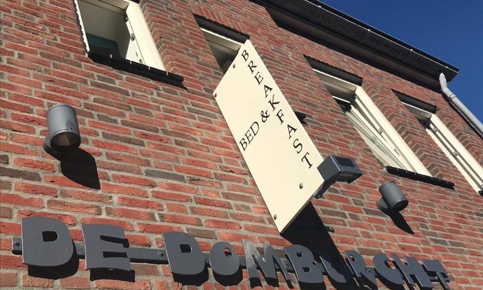 Domburg House | Inviting Stay at B&B De Domburcht with Delicious Breakfast
