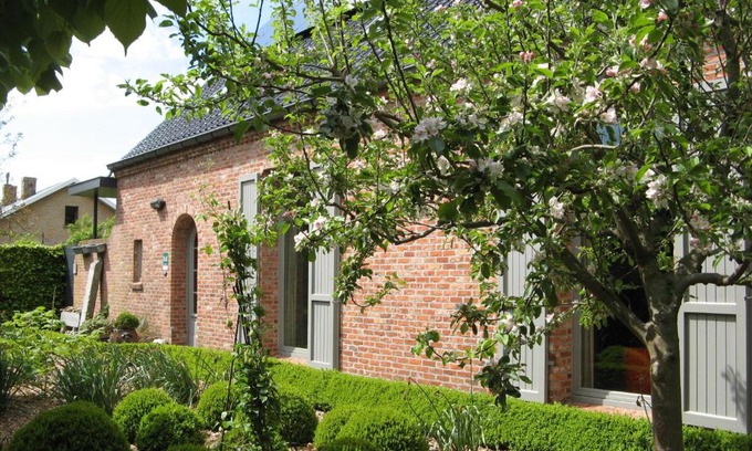 Jabbeke Bed & Breakfast | Guest Rated: 9.2 at B&B De Kastanjeboom with Restaurant