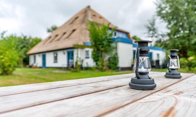 Oosterend Bed & Breakfast | Guest Rated: B&B De Oude Skuur with Delicious Breakfast