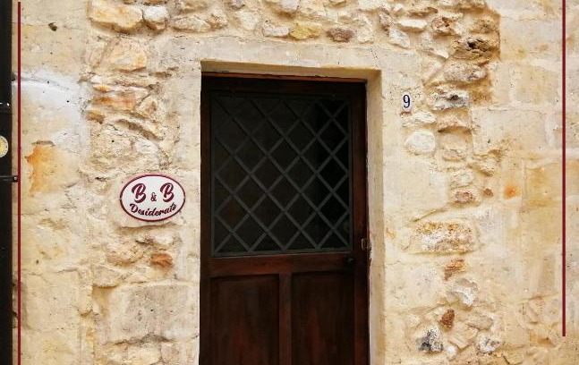Latiano Bed & Breakfast | Discover B&b Desiderato: Family-Friendly with Breakfast