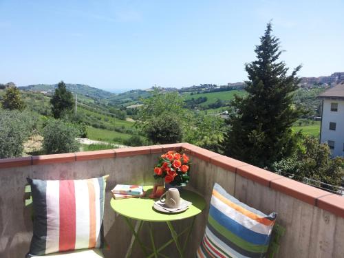 Fermo Bed & Breakfast | Charming B&B Fermo d'A Mare: Family-Friendly Retreat