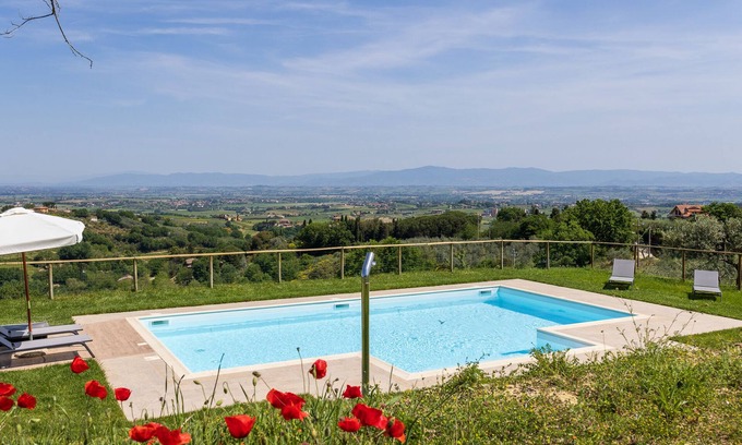 Montepulciano House | Experience B&B Fonteroncone: Rated 10/10 with Pool & Hot Tub