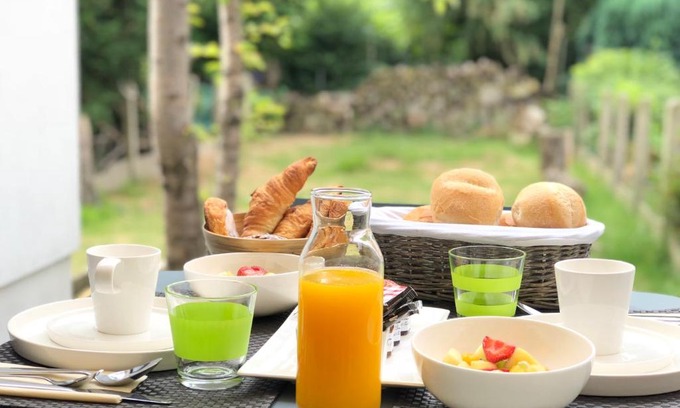 Mechelen Bed & Breakfast | Family-Friendly Retreat at B&B Garden55 with Kitchen Access