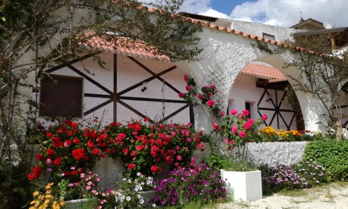 Giurdignano Bed & Breakfast | Guest Rated: 10/10 at B&B Gli Archi Country Home