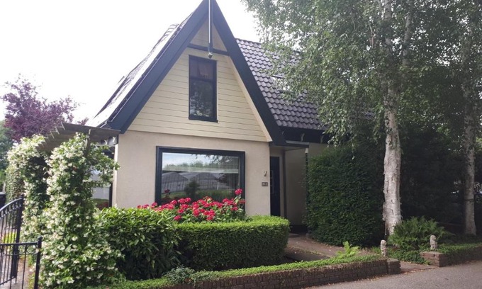 Andijk Bed & Breakfast | Ocean View B&B Het Molensteegje - Rated 10/10 by Guests