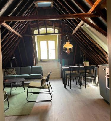 Dokkum Bed & Breakfast | Family-Friendly B&B Hoogstraat with High Guest Ratings