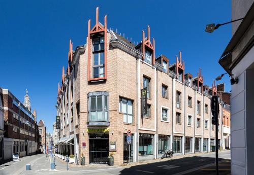 Arras Hotel | Cozy B&B HOTEL Arras Centre with Pet-Friendly Amenities