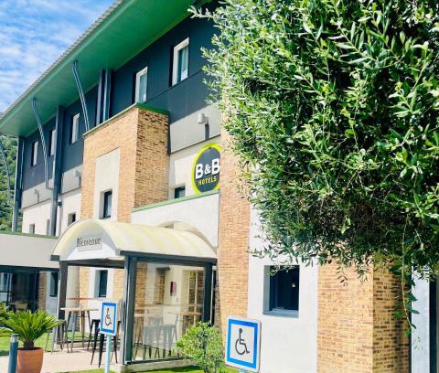 Gemenos Hotel | Pet-Friendly B&B HOTEL Aubagne Gémenos with Breakfast Included