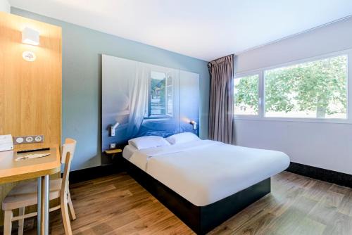 Saint-Francois d'Assise Hotel | Budget-Friendly B&B HOTEL Besançon Chateaufarine for Families