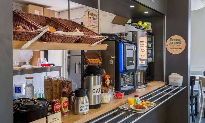 Bourges Hotel | Comfortable Stay at B&B HOTEL Bourges with Breakfast Included