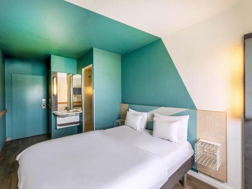 Western Ring Area Hotel | Pet-Friendly Comfort at B&B HOTEL Braunschweig-West