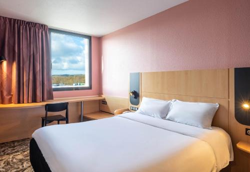 Calais Frethun Hotel | Discover Comfort at B&B HOTEL Calais Terminal Cité Europe
