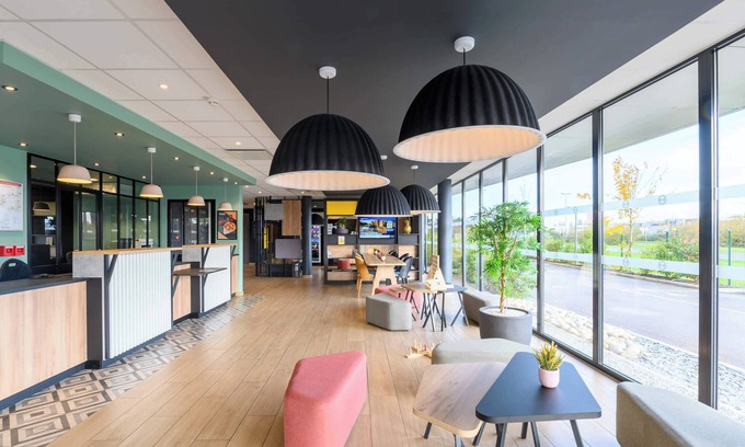 Compiegne Hotel | Eco-Friendly Stay at B&B HOTEL Compiègne - Rated 9.4/10