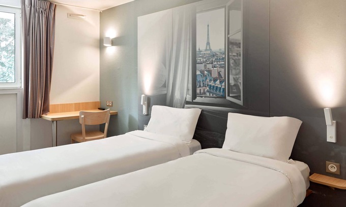 Corbeil-Essonnes Hotel | Comfortable B&B HOTEL Corbeil-Essonnes with Spa & Breakfast