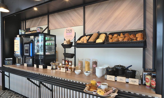 Dreux Hotel | Top-Rated B&B HOTEL Dreux Nord with Family-Friendly Amenities