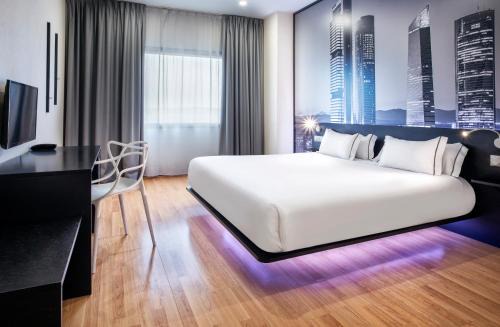 San Sebastian de los Reyes Hotel | Comfortable Stay at B&B HOTEL Madrid Aeropuerto T4