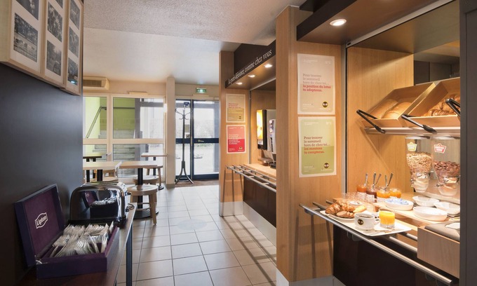 Gieres Hotel | Convenient B&B HOTEL Grenoble Université with Breakfast Included