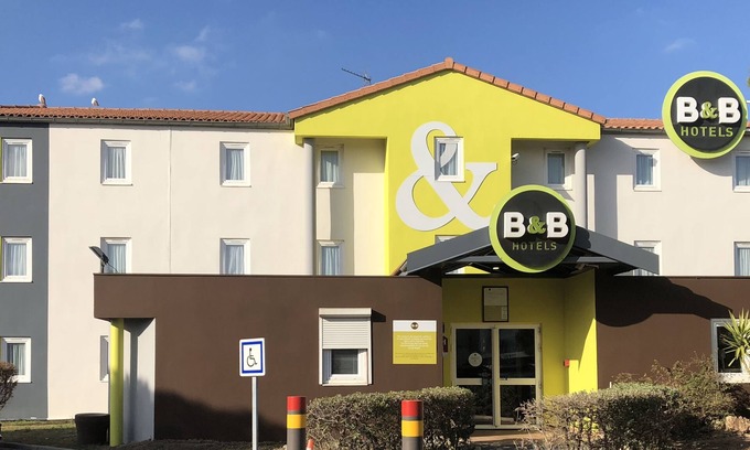 Saint-Henri Hotel | Eco-Friendly B&B HOTEL Marseille Estaque with Family Amenities