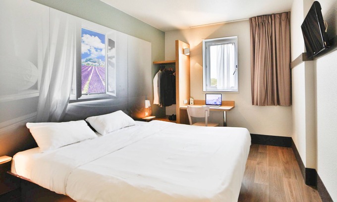 Les Tourrettes Hotel | Discover B&B HOTEL Montélimar Nord with Family-Friendly Amenities