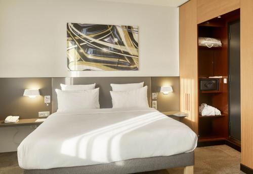 10th Arrondissement Enclos-St-Laurent Hotel | Comfortable Stay at B&B HOTEL Paris Nord 18ème