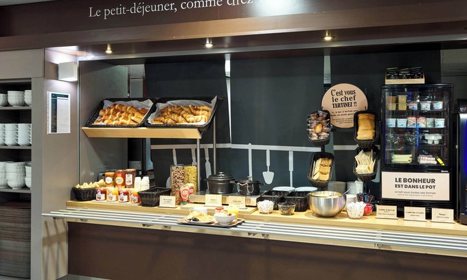 Quartier du Pont-de-Flandre Hotel | Budget-Friendly B&B HOTEL Paris Porte de la Villette