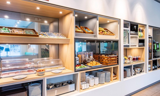 Rosenheim Hotel | Discover B&B Hotel Rosenheim: Family-Friendly and Accessible