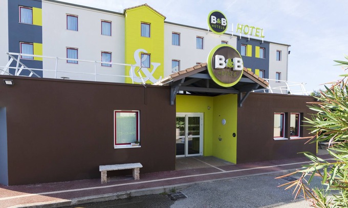 Valence Hotel | Cozy B&B HOTEL Valence Sud with Spa & Breakfast Included