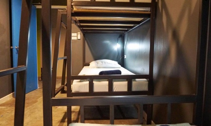 Downtown Krabi Hotel | Cozy B&B House & Hostel with Breakfast and Family-Friendly Vibes