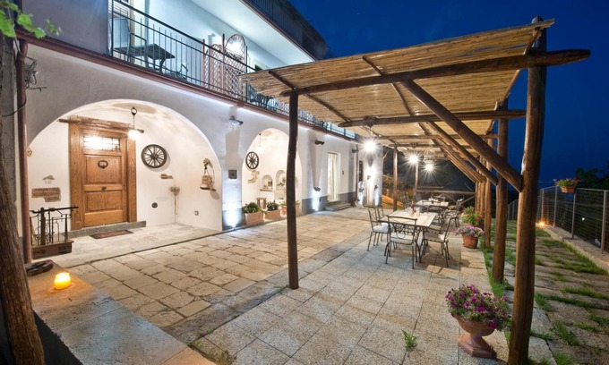 San Lazzaro Bed & Breakfast | Cozy B&B Il Casale Del Generale with Breakfast & Accessibility
