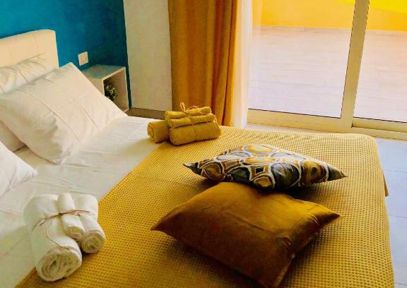 Briatico Bed & Breakfast | Discover B & B Il Giardino sul Mare with Oceanfront Views