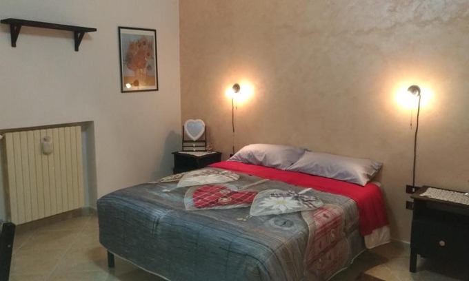 Oratino Bed & Breakfast | Pet-Friendly B&B Il Girasole with Hot Tub & Breakfast
