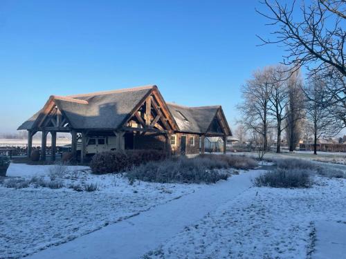 Someren Bed & Breakfast | Experience B&B Il Settimo Cielo: Oceanfront Oasis Rated 9.5