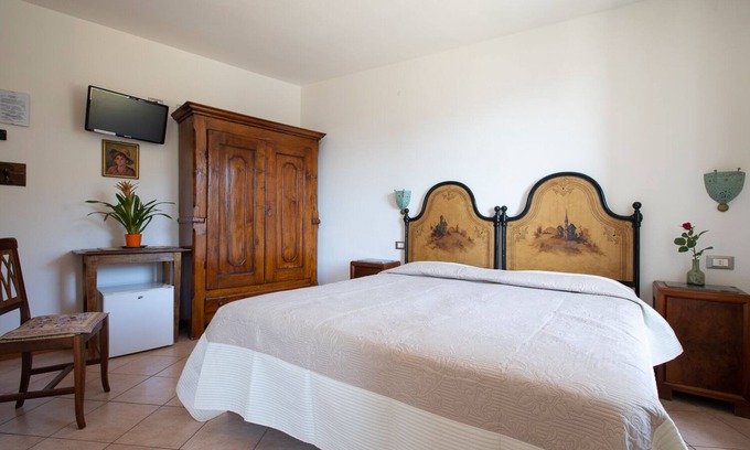 Volastra Bed & Breakfast | Discover B&B Il Vigneto: Your Cinque Terre Retreat Awaits