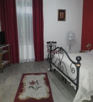 San Filippo del Mela Bed & Breakfast | Top-Rated B&b Irma: Pet-Friendly Stay with Breakfast