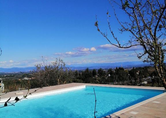 Montefiascone Bed & Breakfast | Pet-Friendly Retreat at B&B L'amicizia with Pool & Breakfast