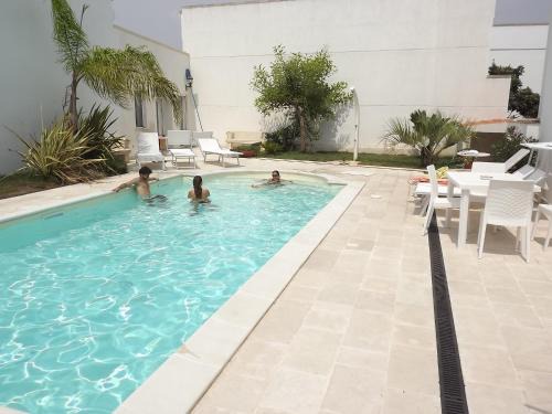 Andrano Bed & Breakfast | Exceptional B&b La Balaustra with Oceanfront Pool & Views