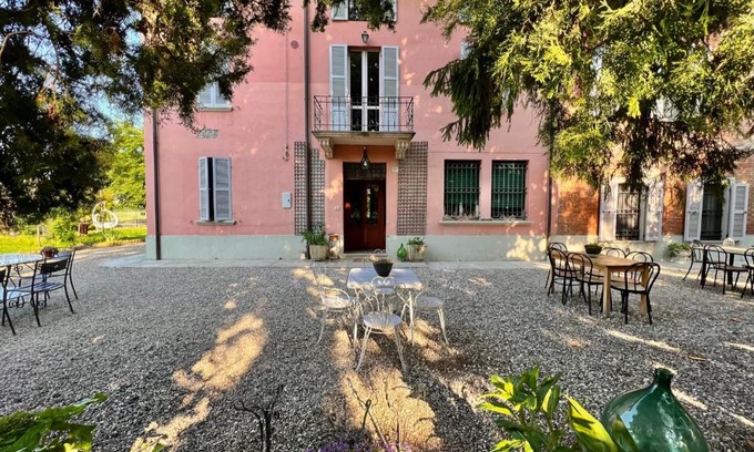 Montanara Bed & Breakfast | Pet-Friendly Escape at B&B La Bugia di Villa Tanzi