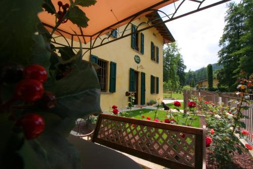 Bergamo Bed & Breakfast | Pet-Friendly B&B La Casa Di Campagna with Breakfast Included