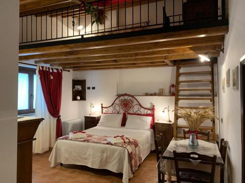 Viterbo Bed & Breakfast | Relax at B&B La Casa della Nonna - L'Antico Fienile