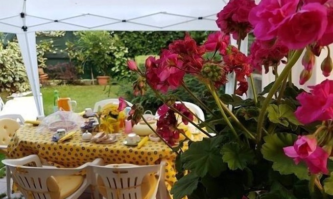 Dalmine Bed & Breakfast | Experience Comfort at B&B La Delice with Family-Friendly Dining