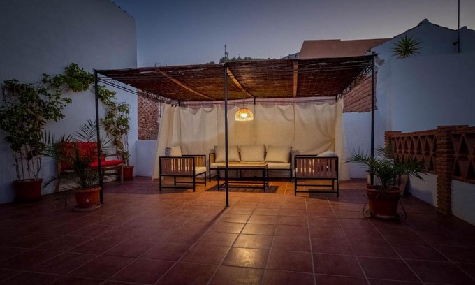 Conchar Bed & Breakfast | Discover B&B La Granadilla: Oceanfront Bliss Awaits
