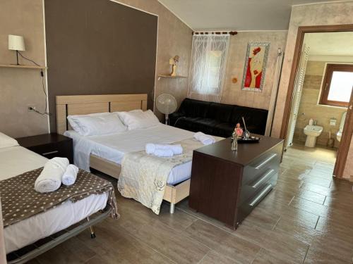 Livorno Ferraris House | B&B La Pace