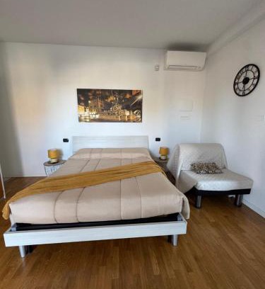 Ozzano dell'Emilia Apartment | Inviting B&B La Terrazza: Rated 9/10 with Family-Friendly Perks
